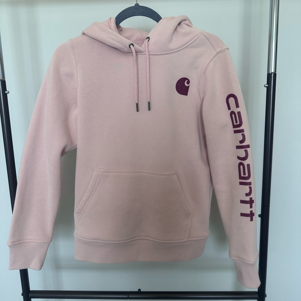Carhartt hoody brand new with tags!! Long and fitted and cozy! Soft material